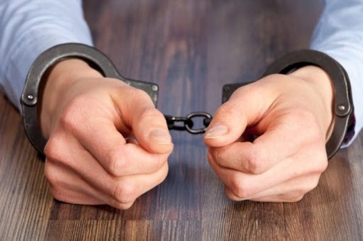 Госисполнителя привлекли к ответственности за служебную халатность - Юридическая фирма «Доминанта»